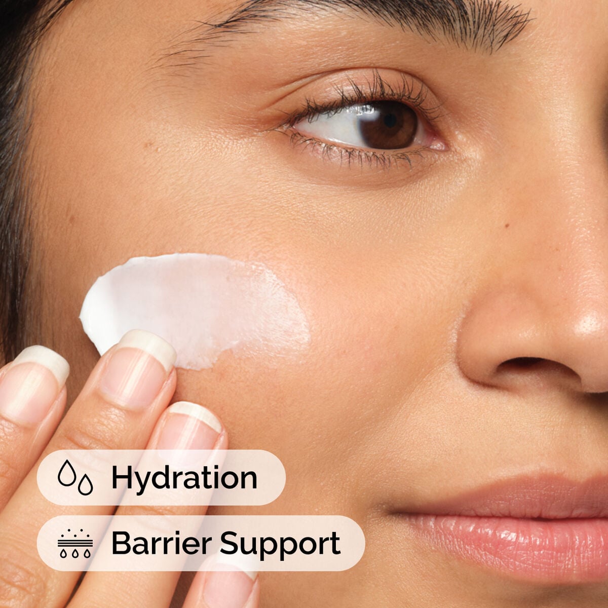 natural-moisturizing-factors-ha-i0 ord-natural-moisturizing-factors-ha-model-application-with-benefits.jpg